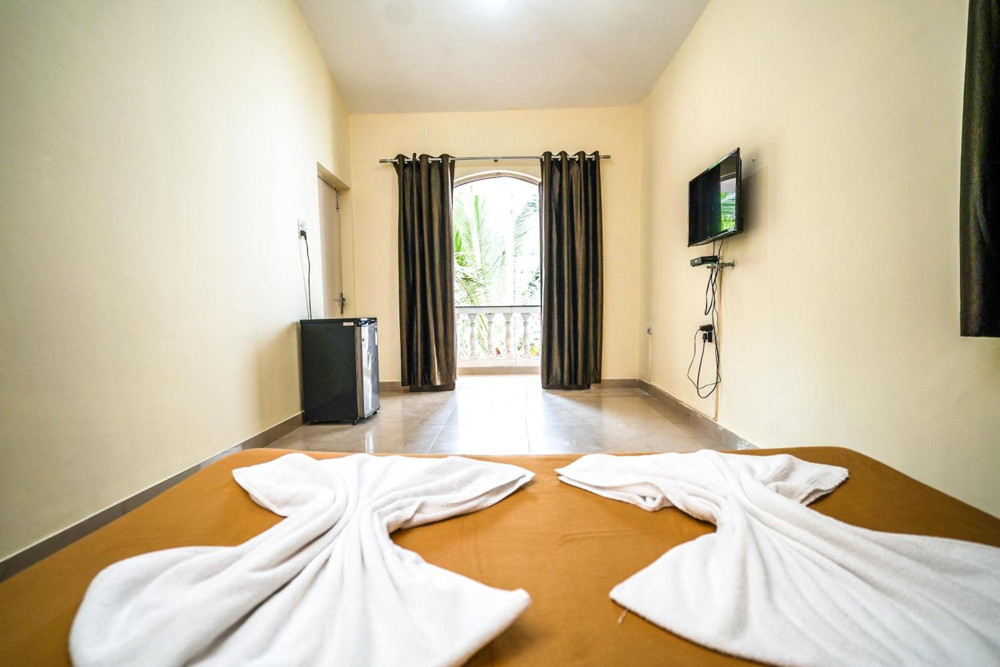 Grande Ave Maria Resort Candolim Exterior foto